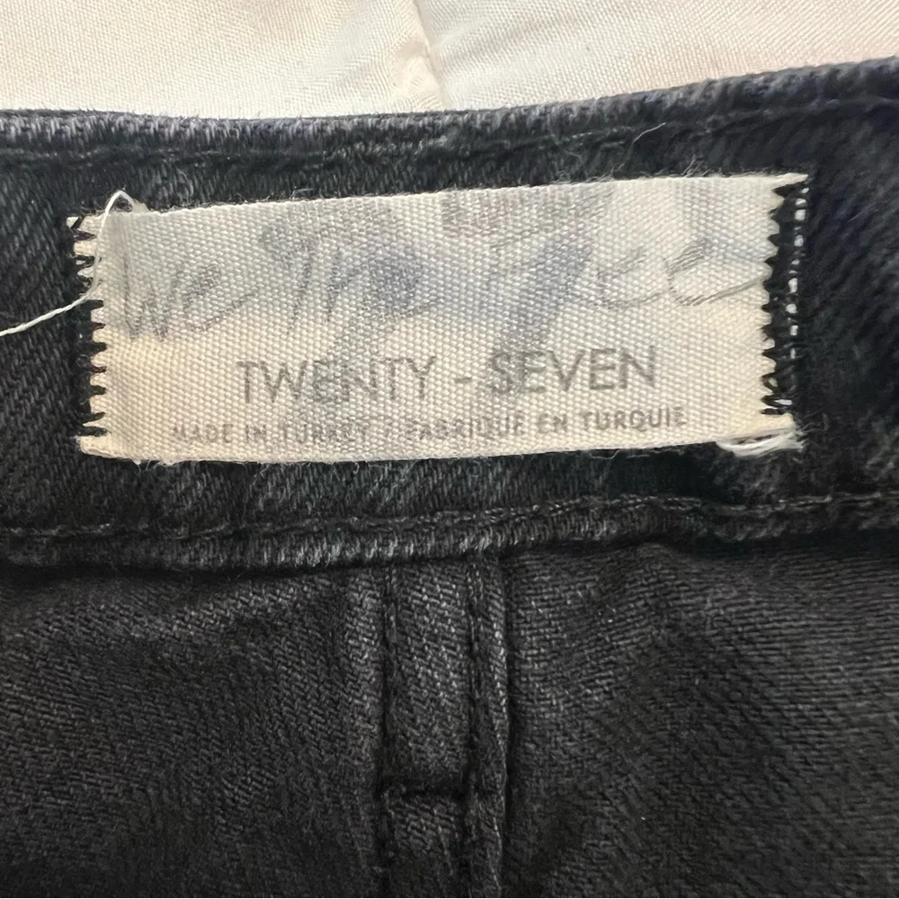 Free People Dakota Straight Leg Jean in Black size 27
